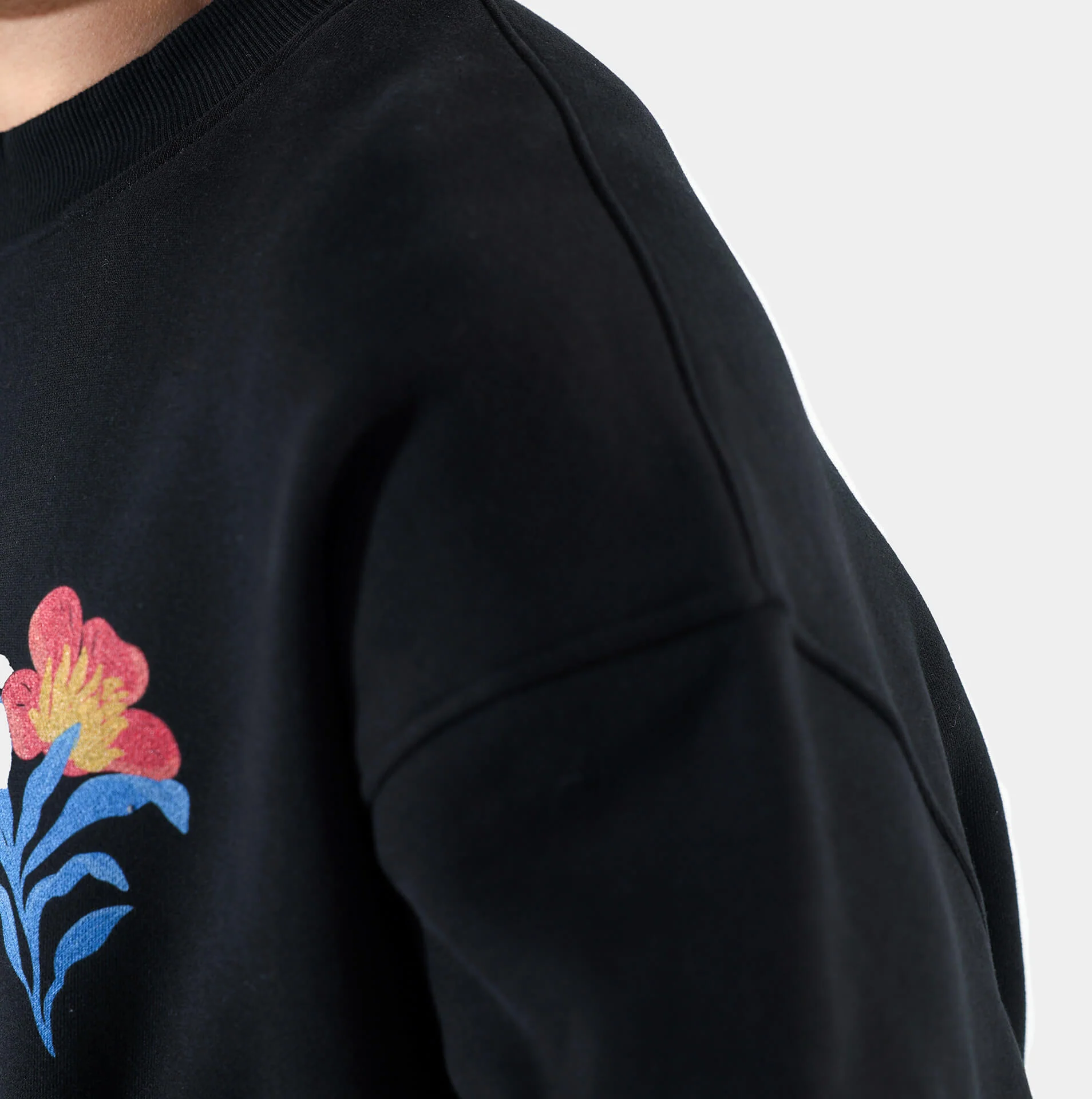 Niji Bloom Sweatshirt - Image 6