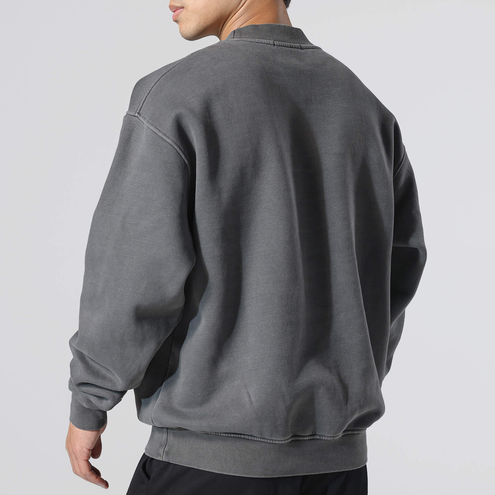 Yumo Soft Sweatshirt - Image 10