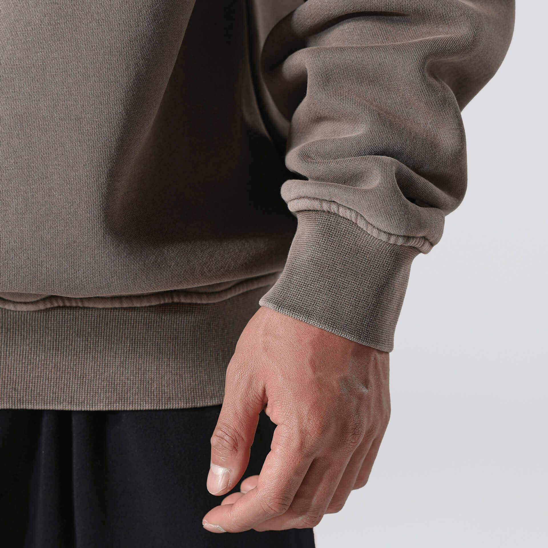 Yumo Soft Sweatshirt - Image 20