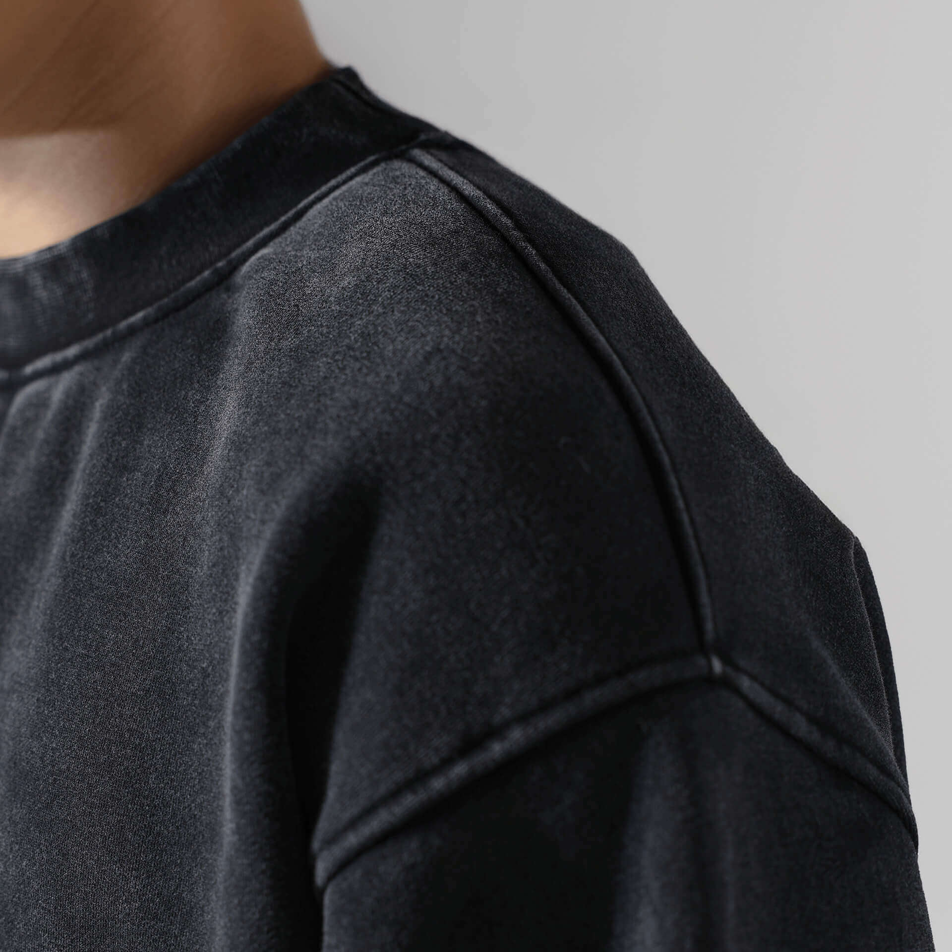 Yumo Soft Sweatshirt - Image 6