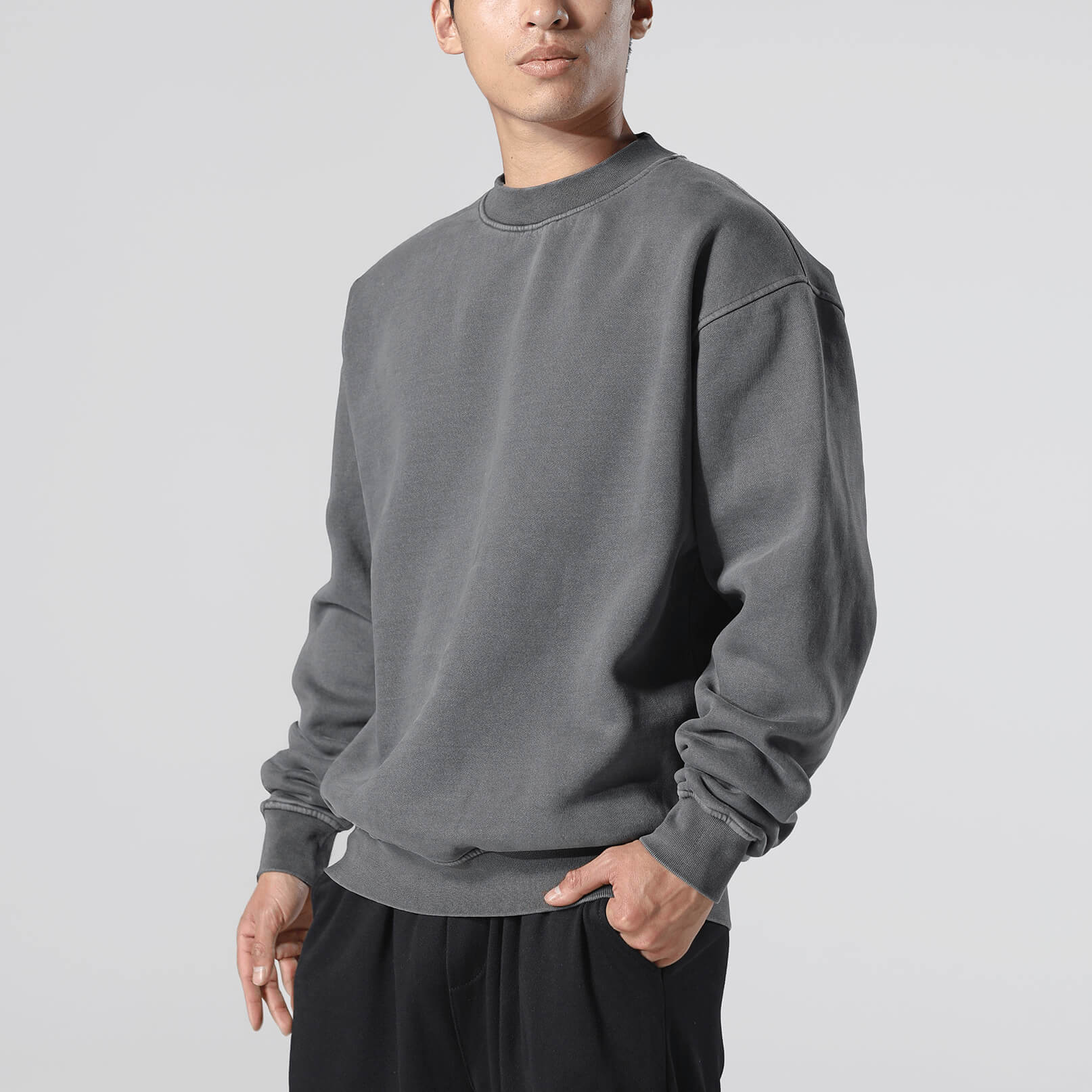 Yumo Soft Sweatshirt - Image 9